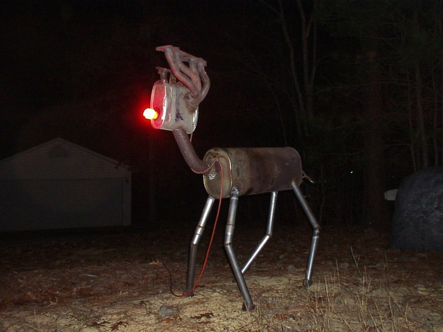 robo_reindeer_03.jpg